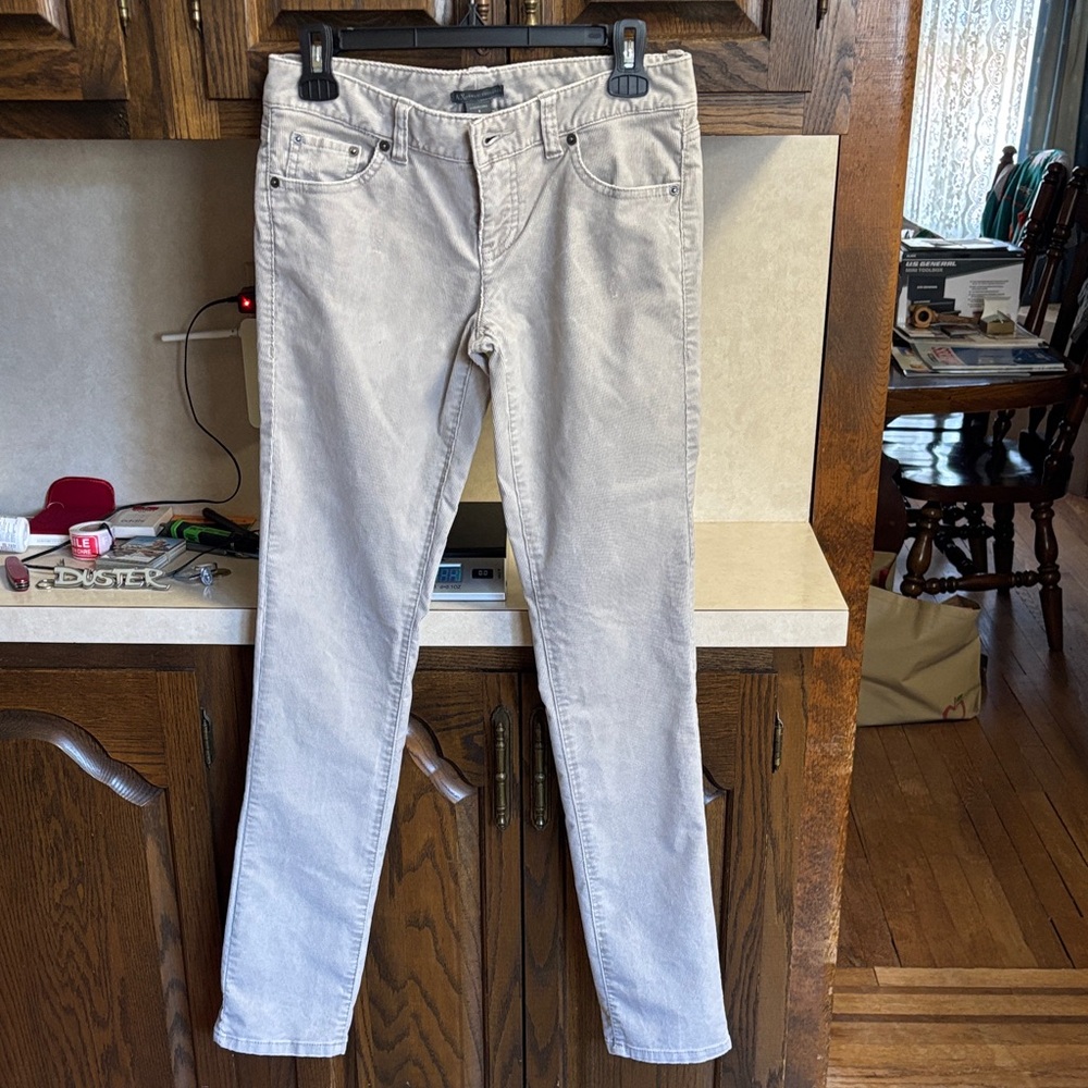 A/X Armani Exchange Women's Size 0 32 Inseam Tan Corduroy Pants Skinny Jeans